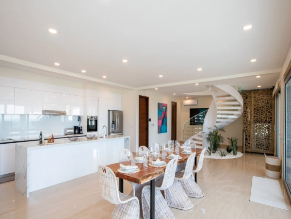 Luxury Oceanfront Villa in Indigo Bay, St. Maarten - Your Dream Getaway